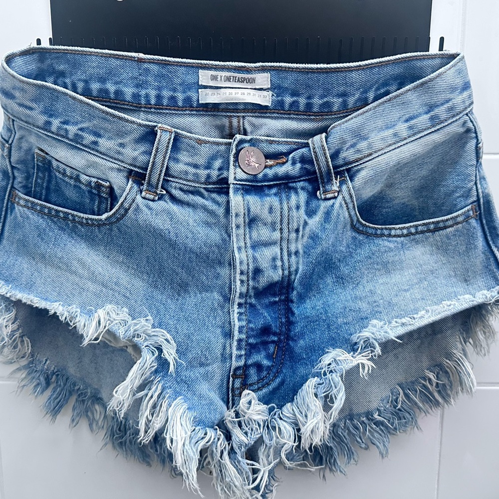 One Teaspoon Rollers Shorts 24